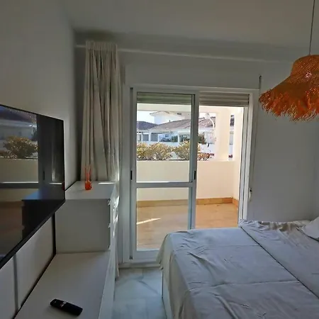 Atico En La Carihuela Torremolinos