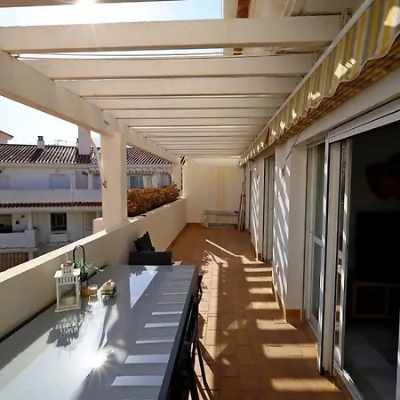 Atico En La Carihuela Apartamento